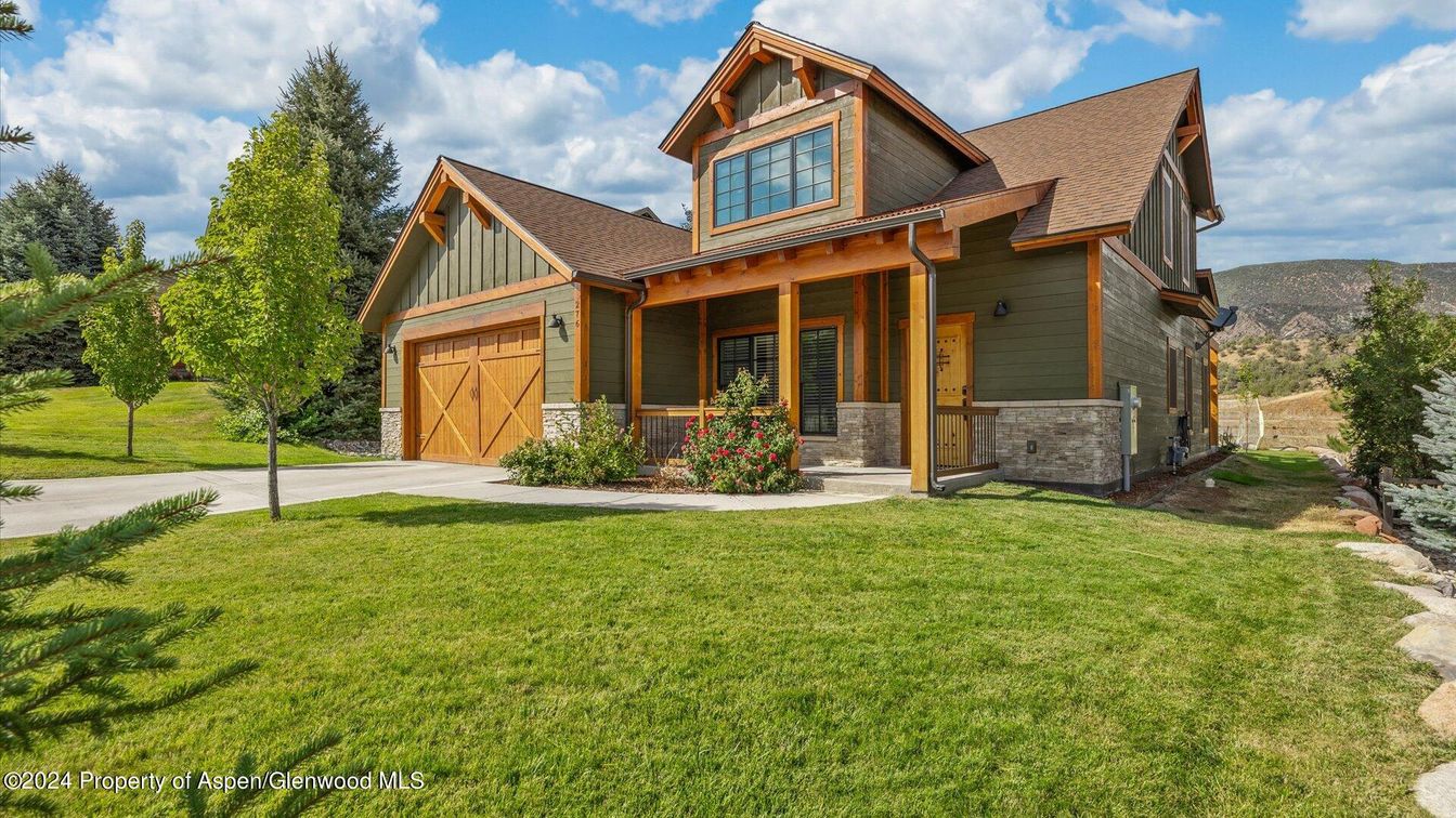 Attached, Exterior, Facade, Log Home