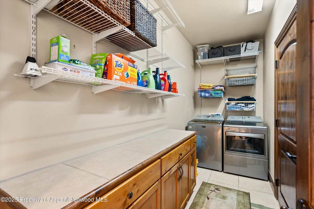 Interior, Washer