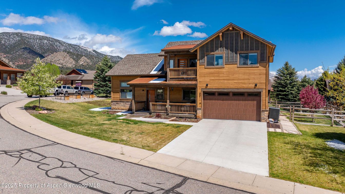 Attached, Exterior, Facade, Log Home