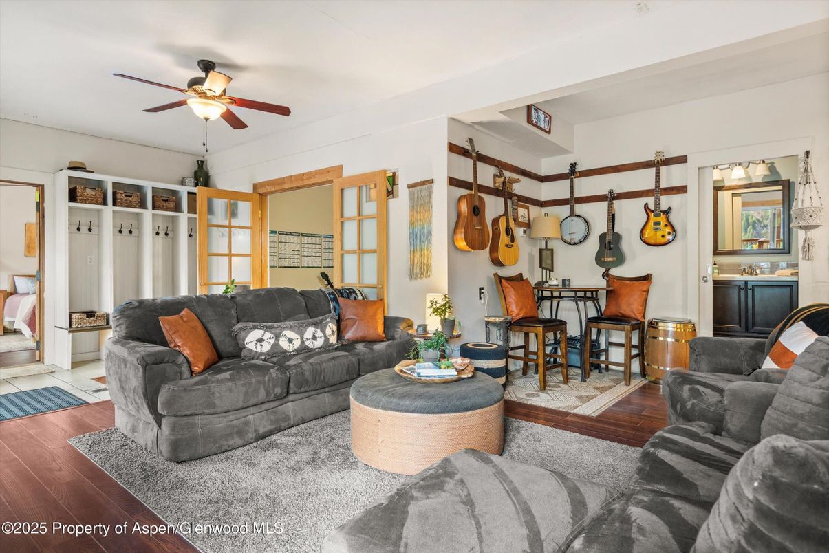 Dining room, Interior, Living room, Wood Texture Flooring