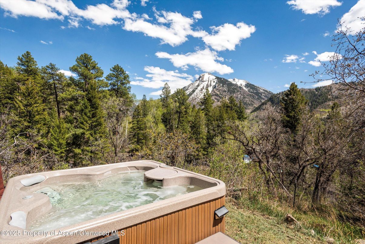 Exterior, Hot Tub