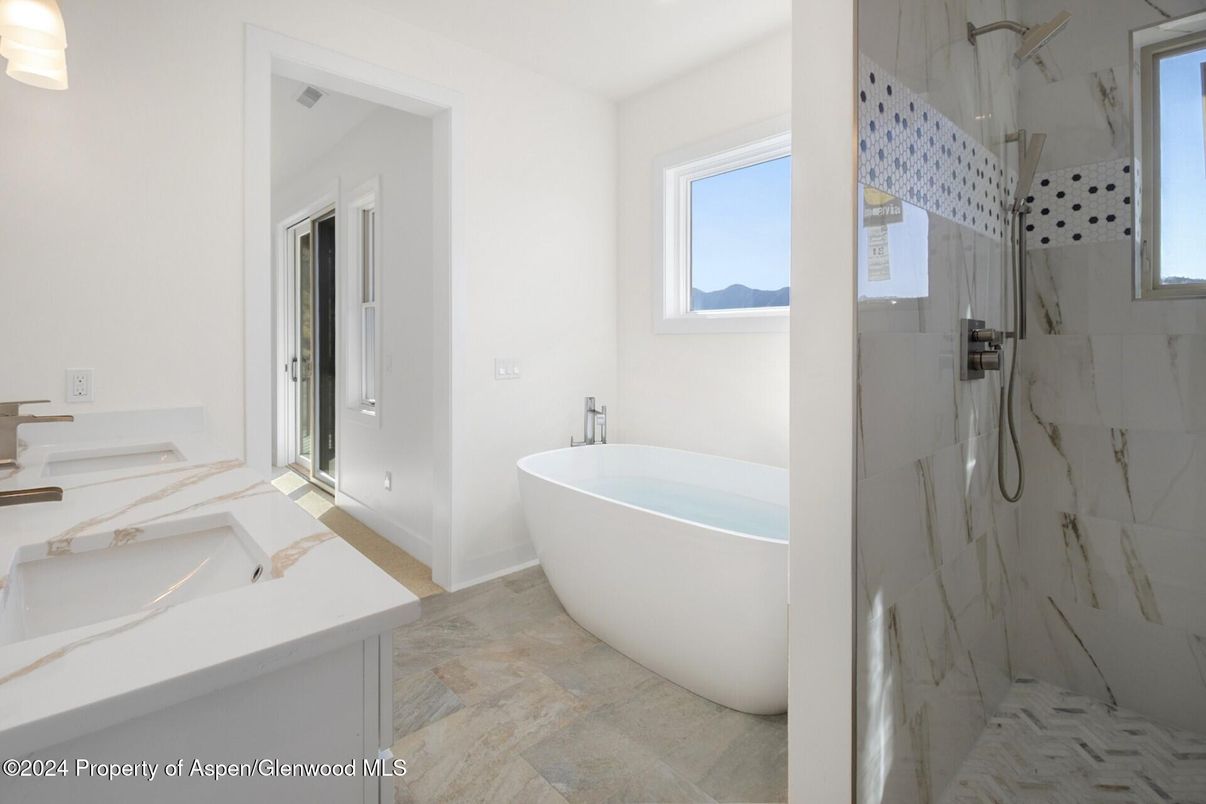 Bathroom, Free Standing Baths, Interior, Marble Walls