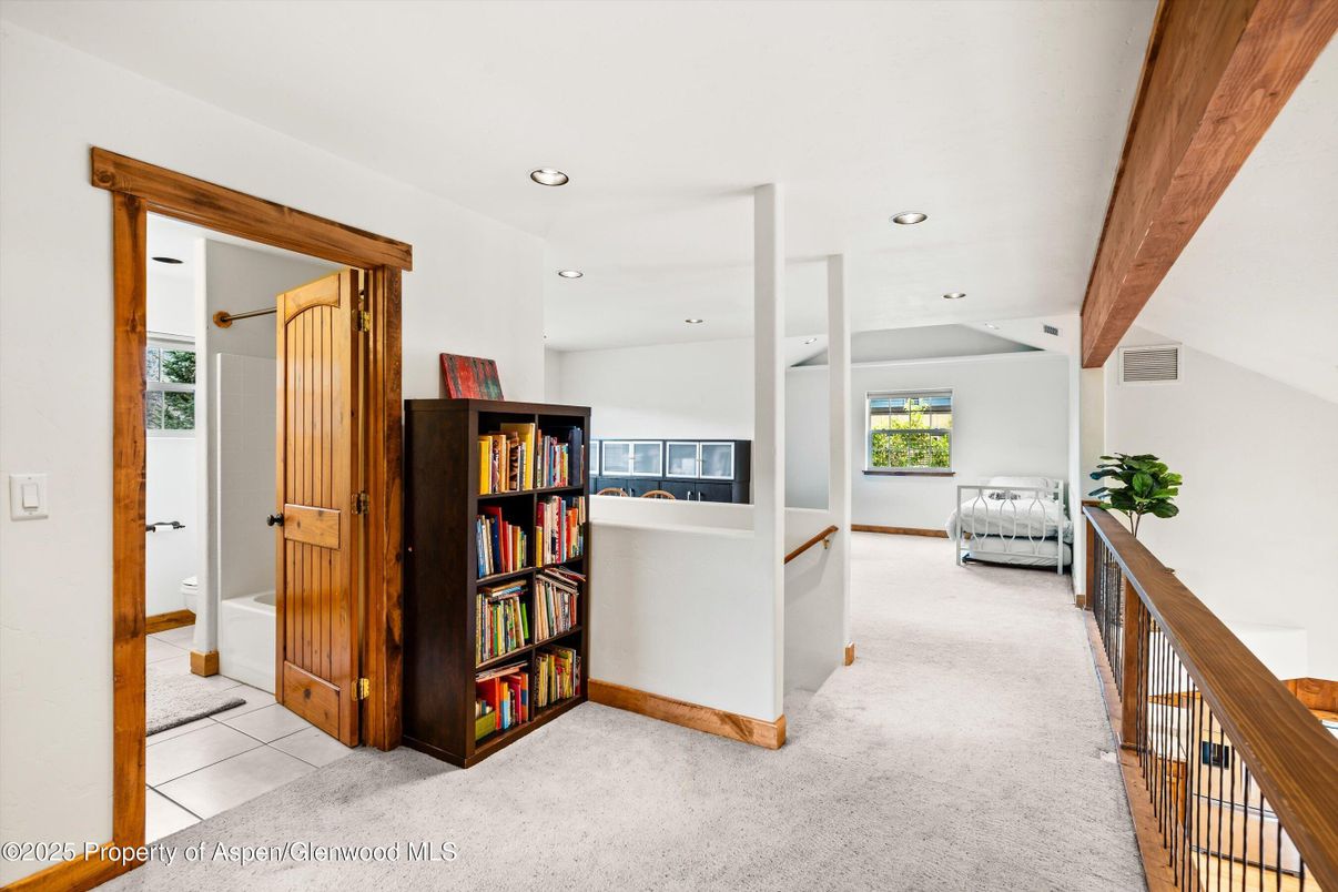 Interior, Recessed Lighting