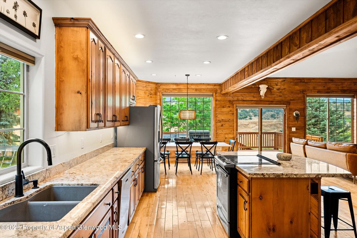 Dining room, Interior, Kitchen, Pendant Lights, Recessed Lighting, Wood Texture Flooring, Wooden Walls
