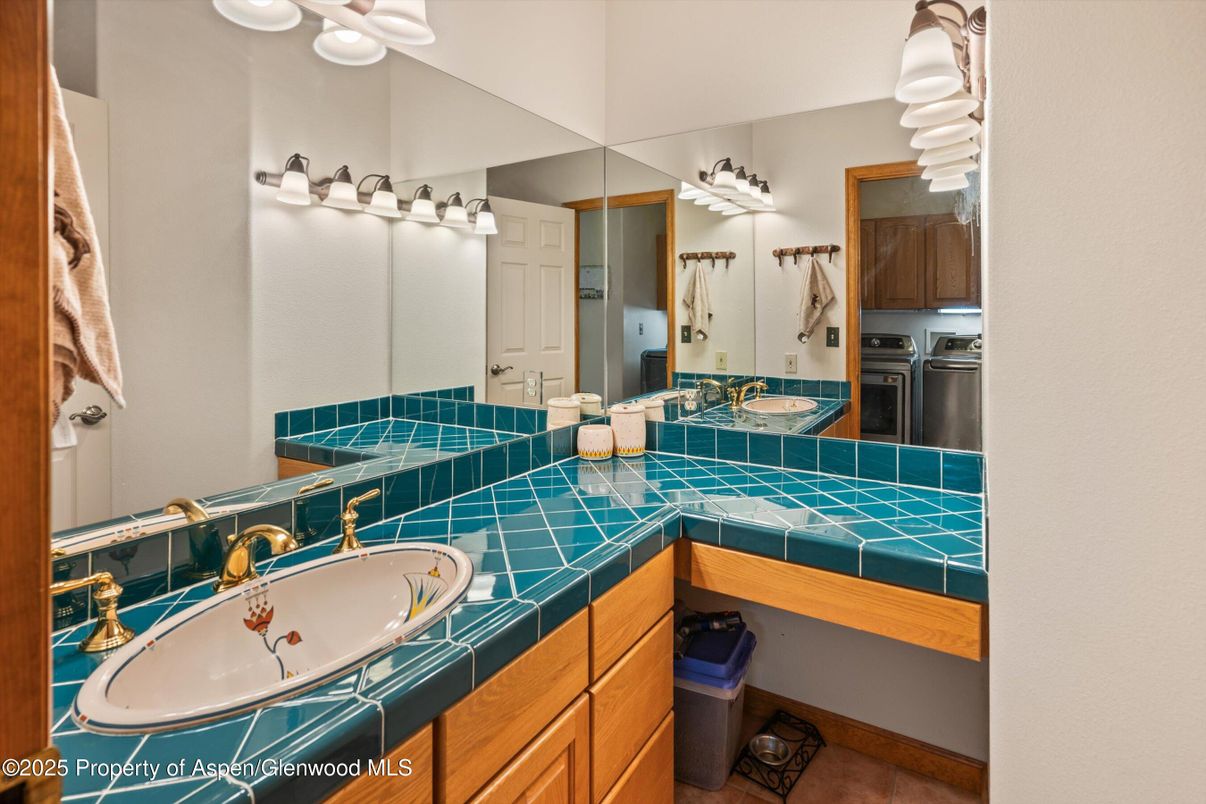 Bathroom, Dual Sink Vanities, Interior, Tile Countertops