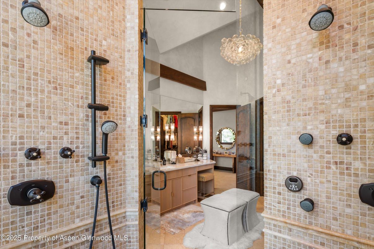 Bathroom, Interior, Pendant Lights, Recessed Lighting