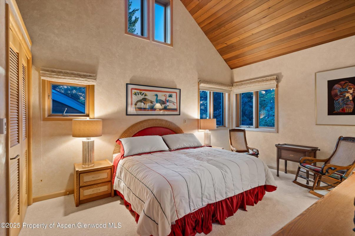 Bedroom, Interior, Wooden Ceilings