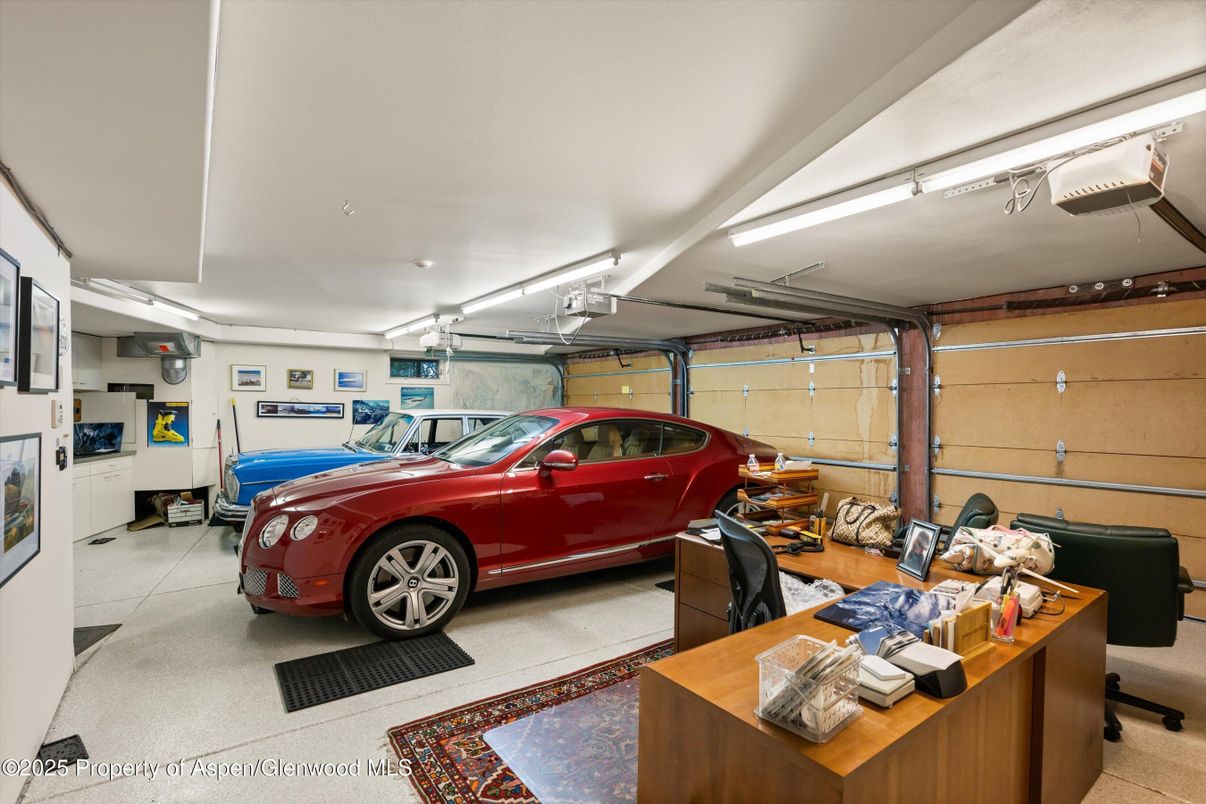 Garage, Interior, Recessed Lighting