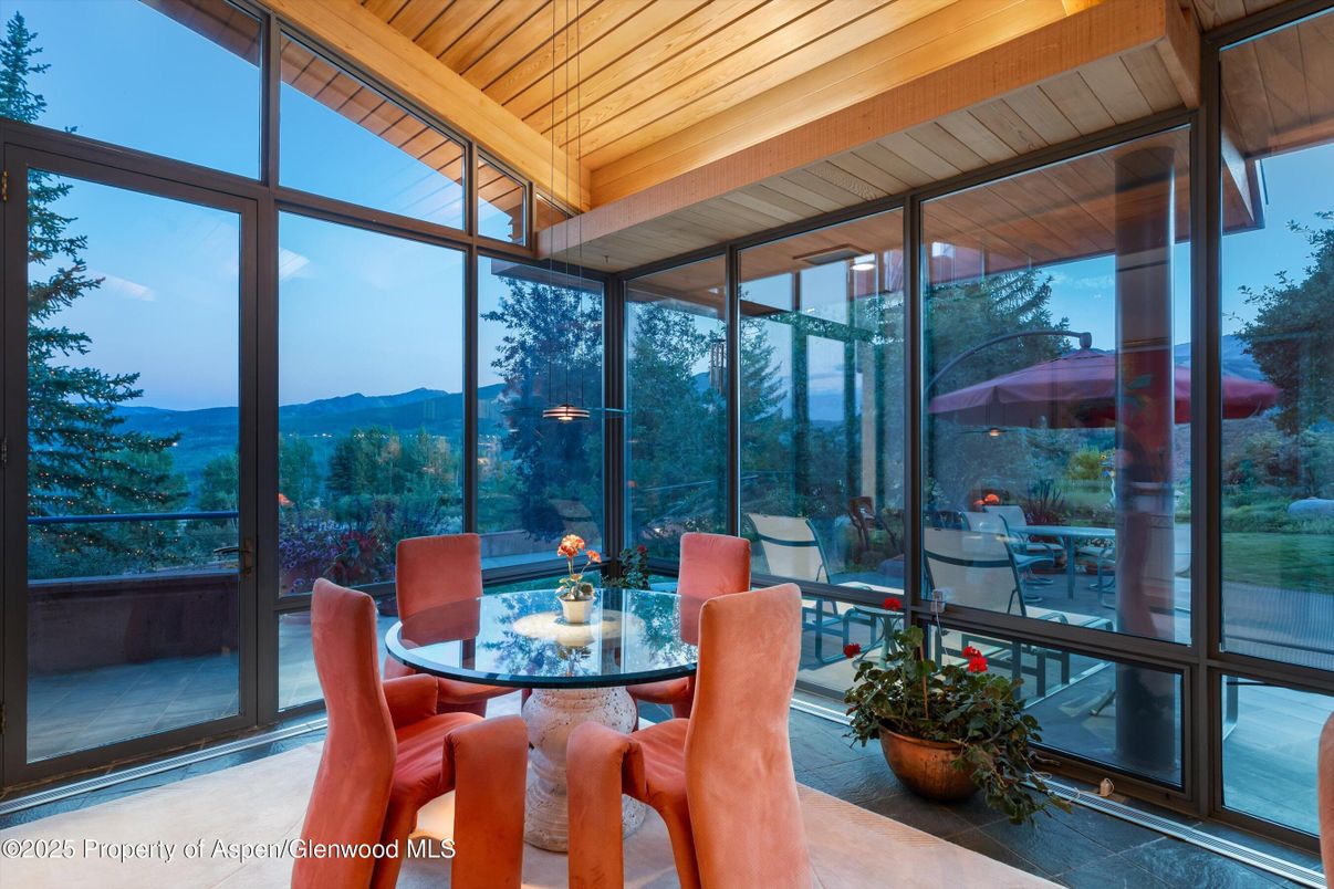 Dining room, Interior, Sun Room, Wooden Ceilings