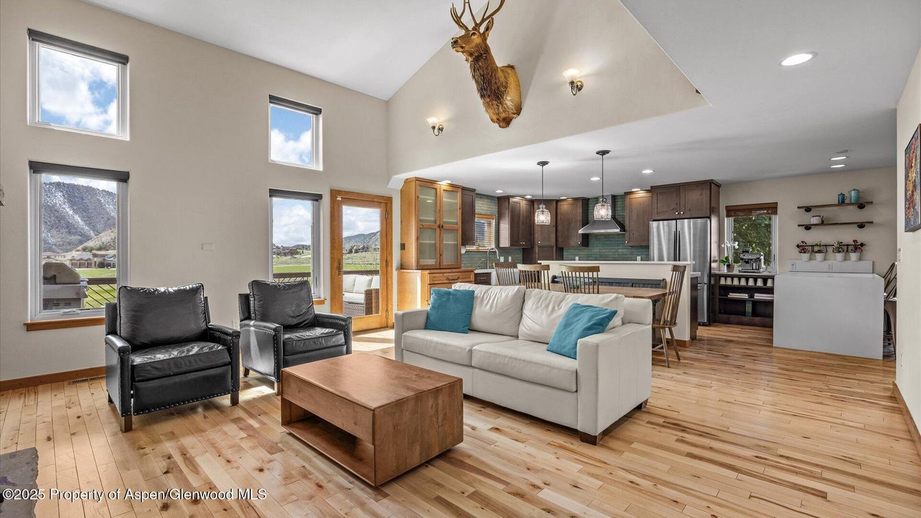 Dining room, Interior, Kitchen, Living room, Pendant Lights, Recessed Lighting, Stainless Steel Appliances, Wood Texture Flooring