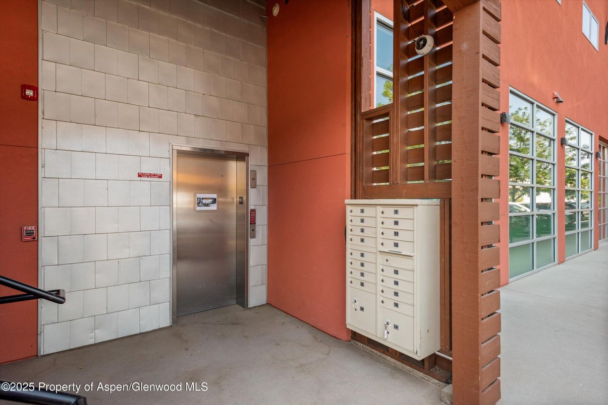 Elevator, Interior, Stone Walls