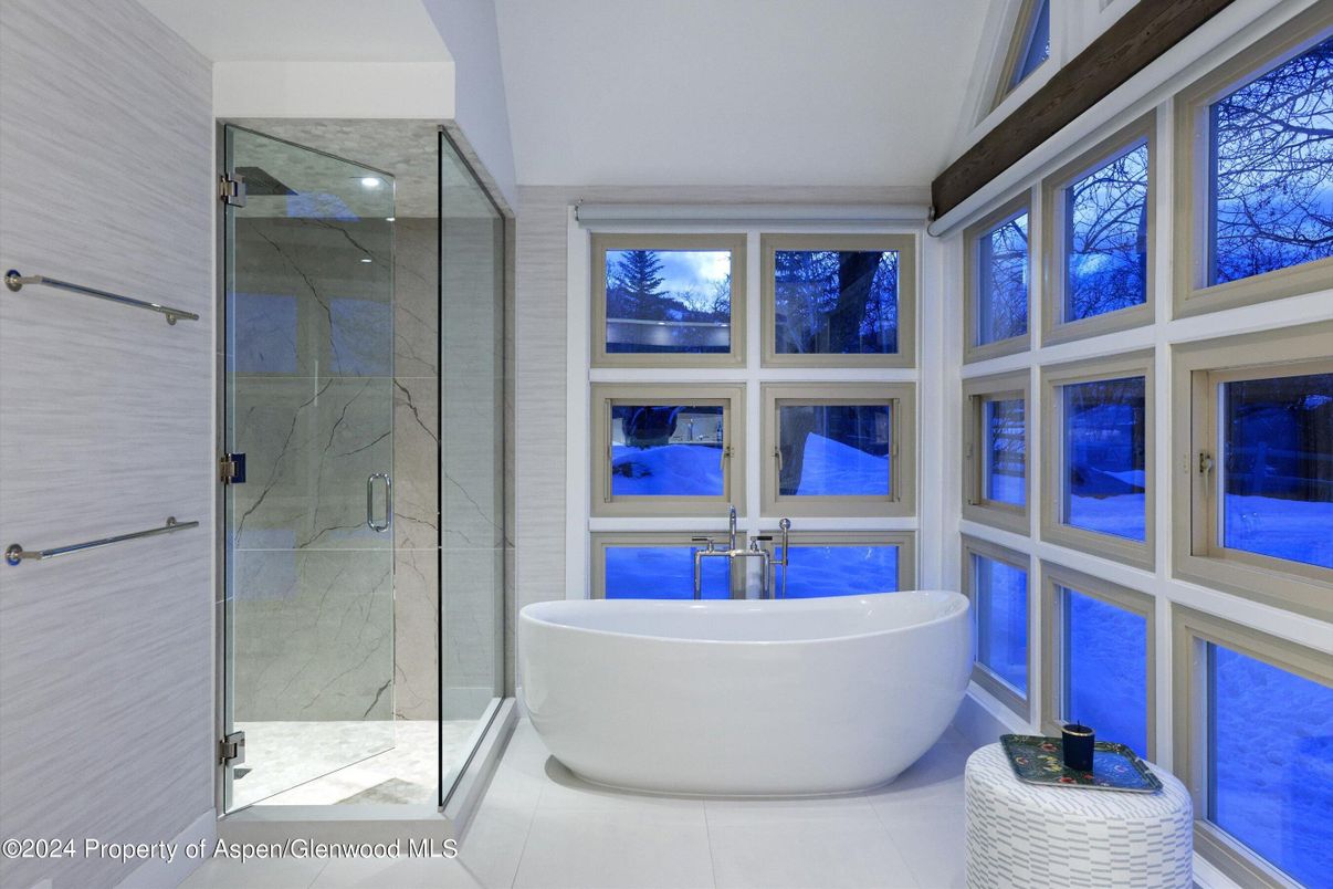 Bathroom, Free Standing Baths, Glass Shower, Interior