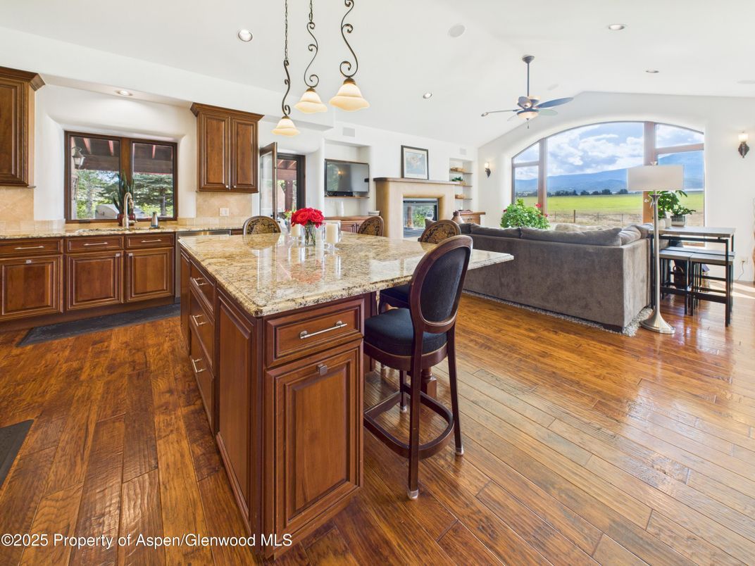 Interior, Kitchen, Living room, Pendant Lights, Recessed Lighting, Wood Texture Flooring
