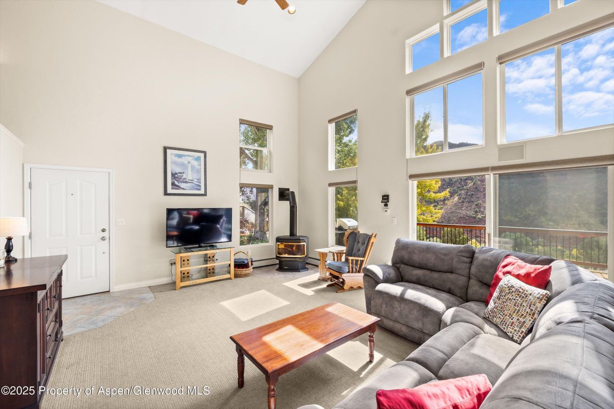 Fireplace, Interior, Living room