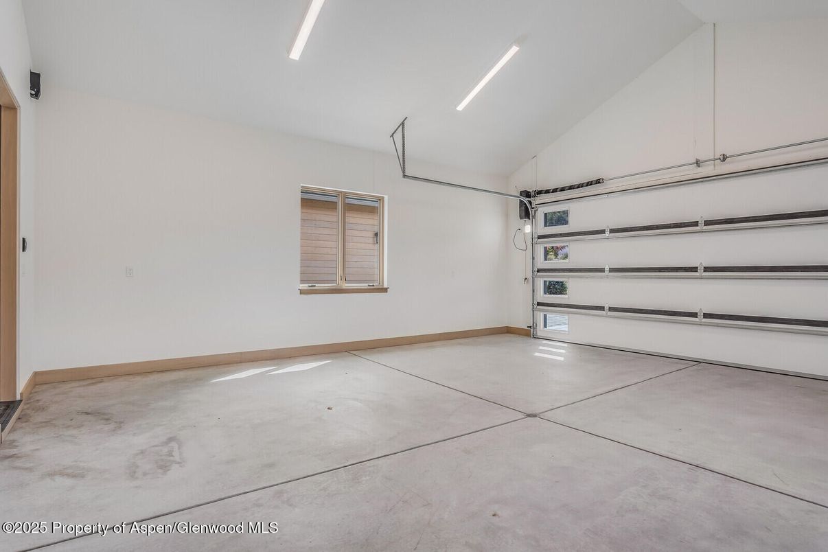 Garage, Interior, Recessed Lighting