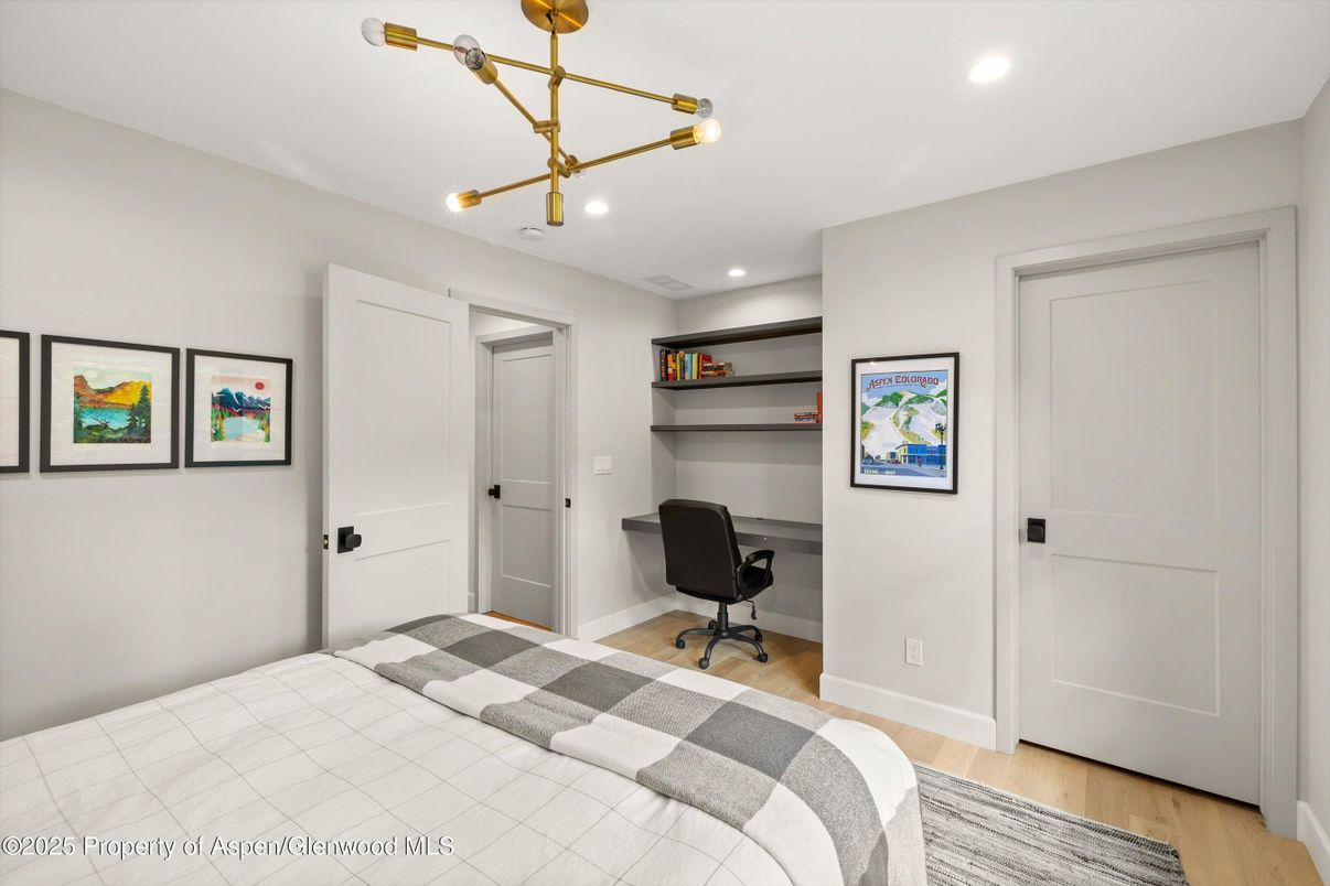 Bedroom, Home Office, Interior, Pendant Lights, Recessed Lighting, Wood Texture Flooring