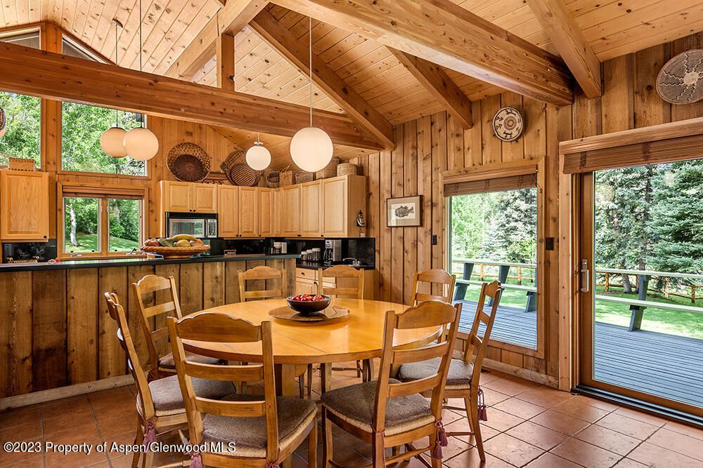 Dining room, Interior, Kitchen, Pendant Lights, Wooden Beams, Wooden Ceilings, Wooden Walls