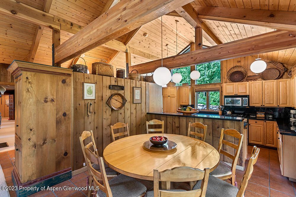 Dining room, Interior, Kitchen, Pendant Lights, Wooden Beams, Wooden Ceilings, Wooden Walls