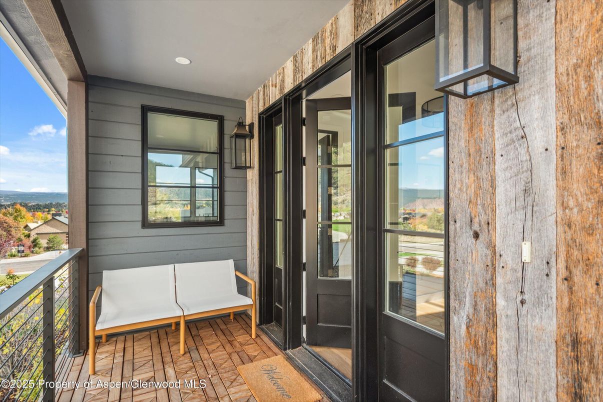 Exterior, Recessed Lighting