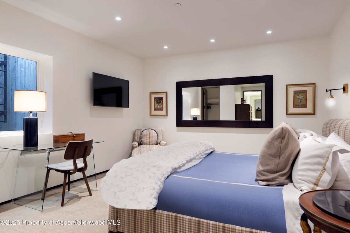 Bedroom, Home Office, Interior, Recessed Lighting