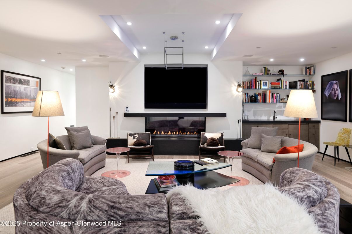Fireplace, Interior, Living room, Recessed Lighting, Wood Texture Flooring