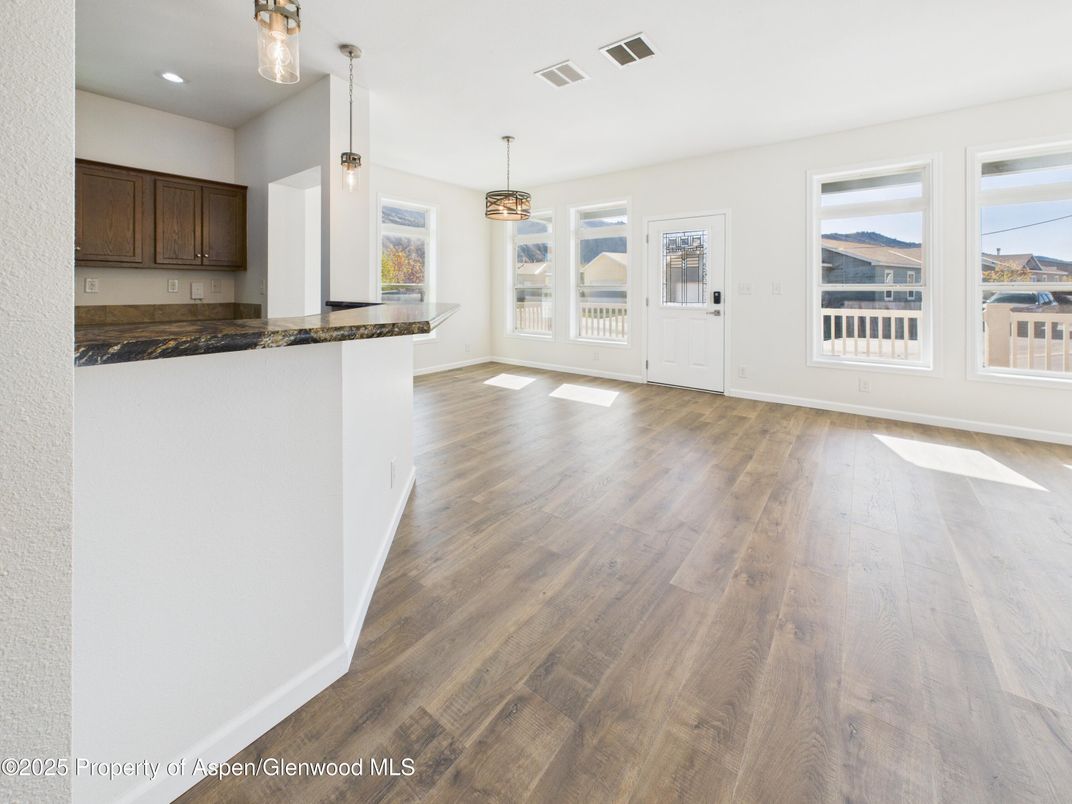 Empty room, Interior, Pendant Lights, Recessed Lighting, Wood Texture Flooring