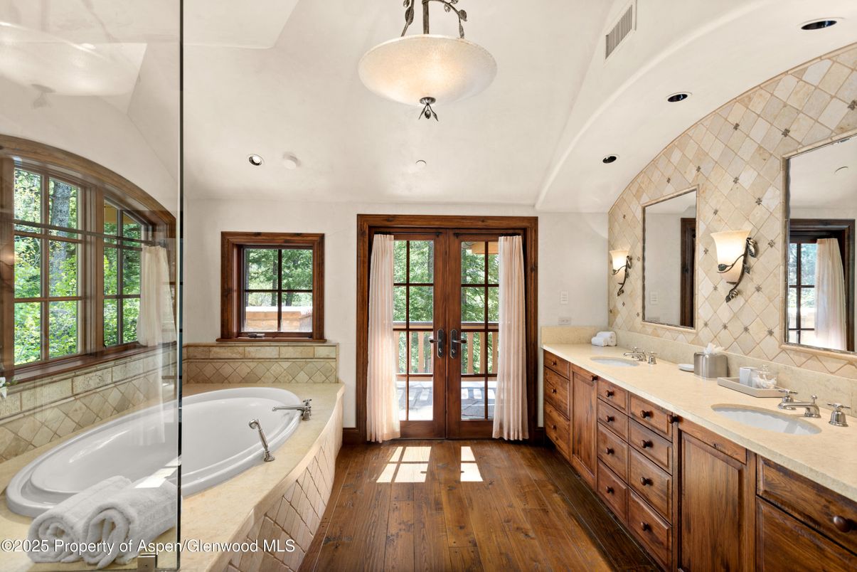 Bathroom, Dual Sink Vanities, Interior, Recessed Lighting, Wood Texture Flooring