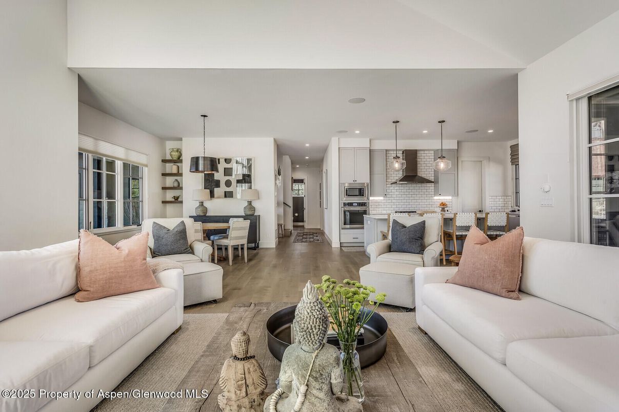 Dining room, Interior, Kitchen, Living room, Pendant Lights, Recessed Lighting, Stainless Steel Appliances, Wood Texture Flooring