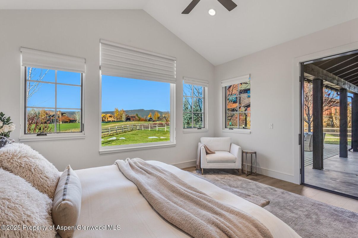 Bedroom, Interior, Recessed Lighting, Water, Wood Texture Flooring
