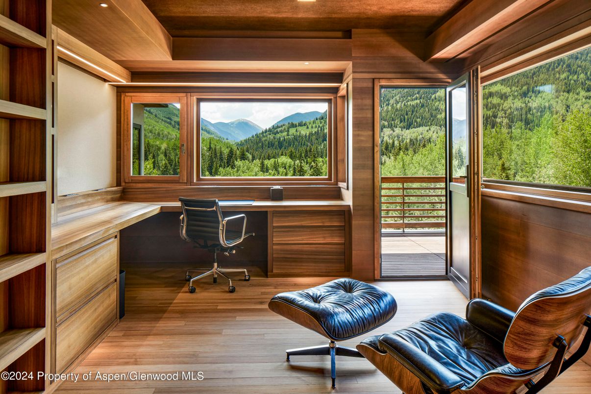 Home Office, Interior, Recessed Lighting, Wooden Ceilings, Wood Texture Flooring, Wooden Walls