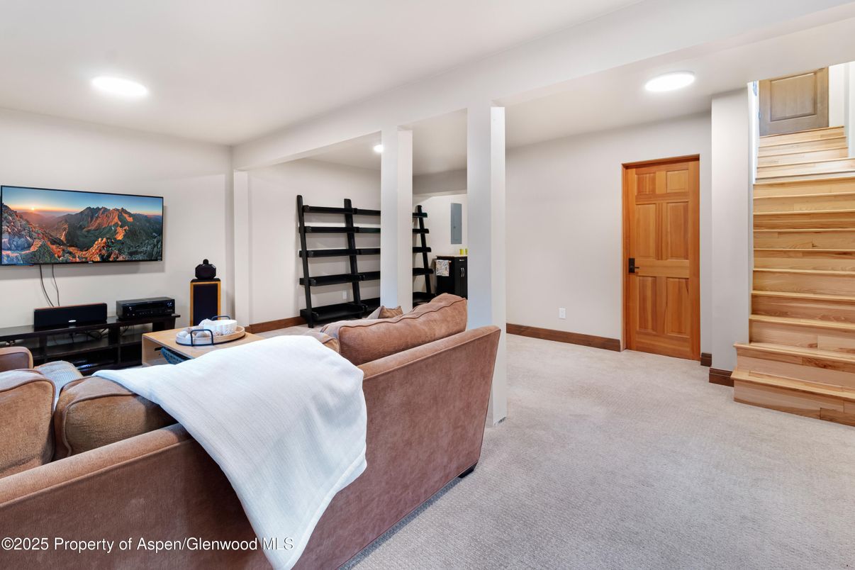 Interior, Living room, Recessed Lighting