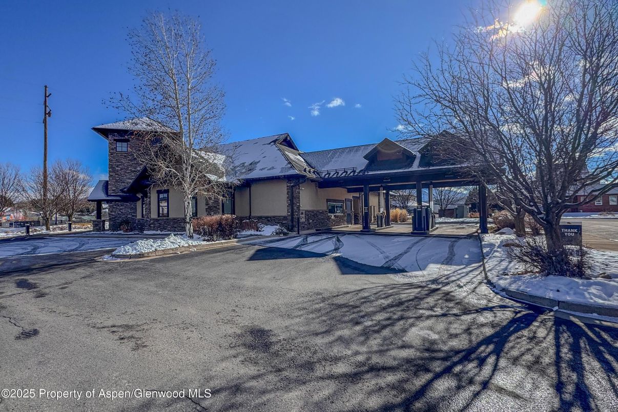 Backyard, Exterior, Facade, Mediterranean