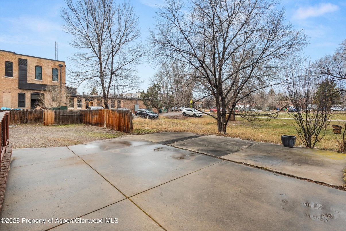 DE Listing image placeholder