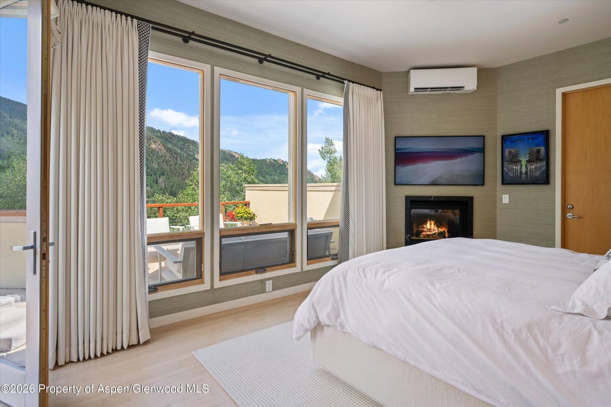 Bedroom, Fireplace, Interior, Wood Texture Flooring