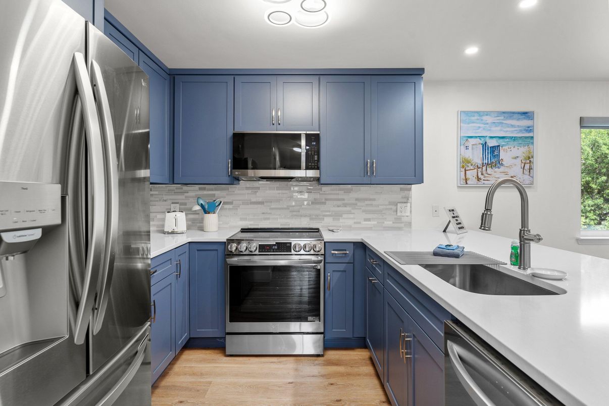 Interior, Kitchen, Recessed Lighting, Stainless Steel Appliances, Wood Texture Flooring