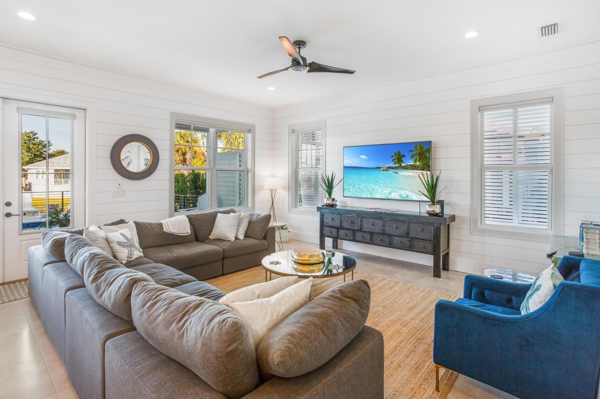 Interior, Living room, Recessed Lighting