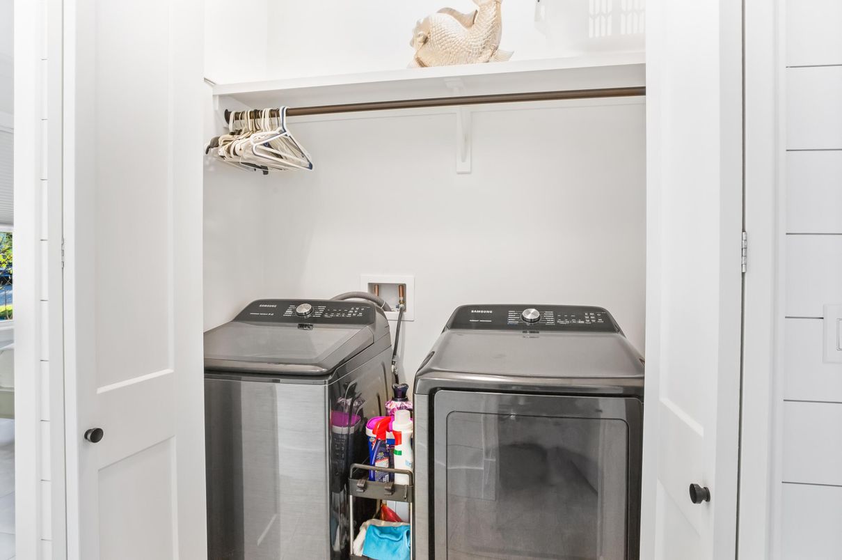 Interior, Utility Closets, Washer