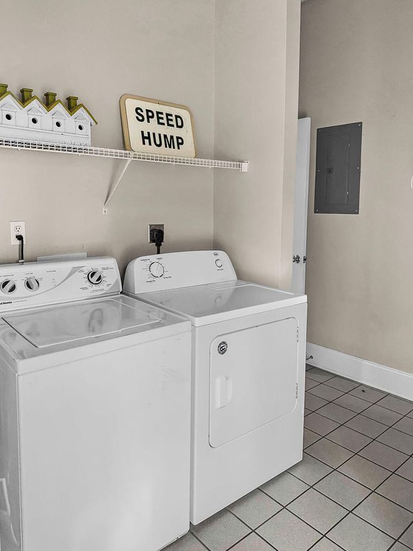 Interior, Washer