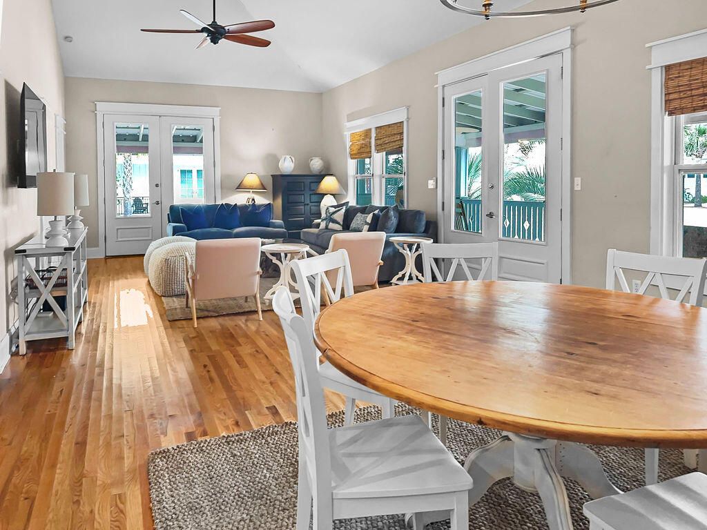 Dining room, Interior, Living room, Wood Texture Flooring