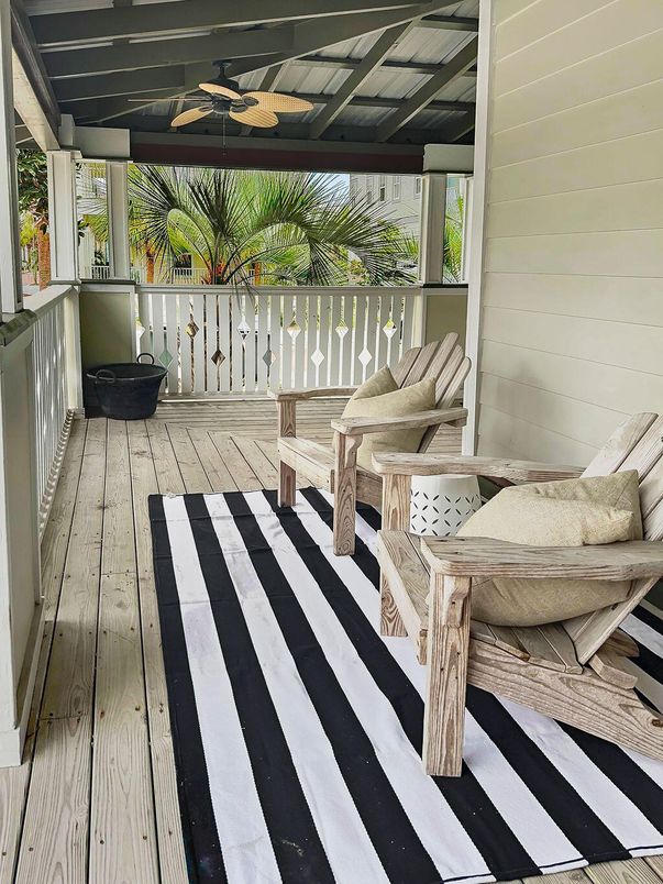 Exterior, Wood Texture Flooring