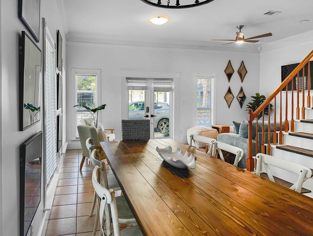 Dining room, Interior