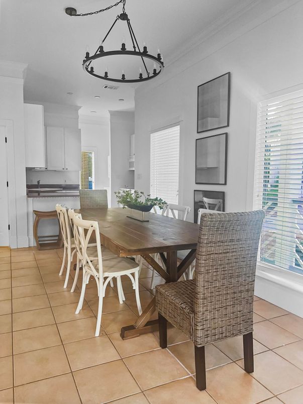 Chandelier, Dining room, Interior, Recessed Lighting