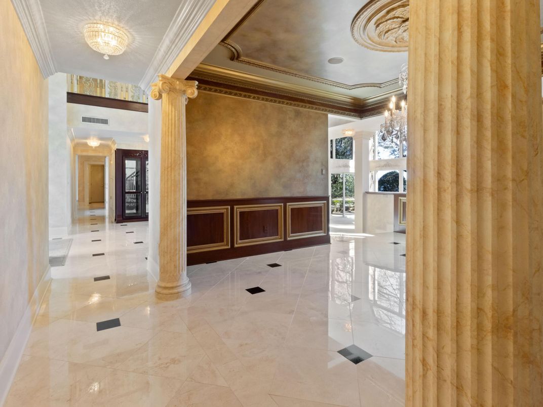 Chandelier, Interior, Recessed Lighting