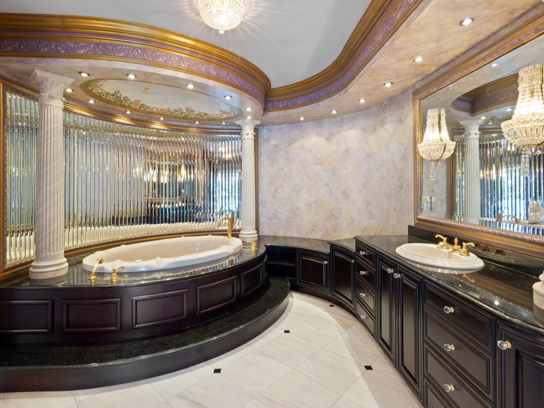 Bathroom, Chandelier, Dual Sink Vanities, Interior, Recessed Lighting