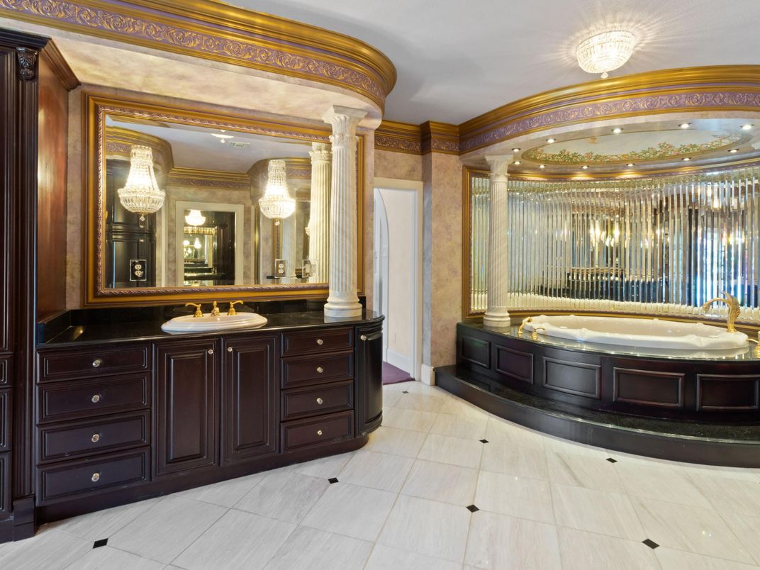 Bathroom, Chandelier, Dual Sink Vanities, Interior, Recessed Lighting