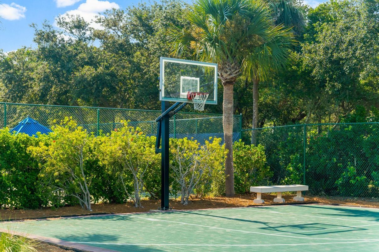 Exterior, Tennis Courts