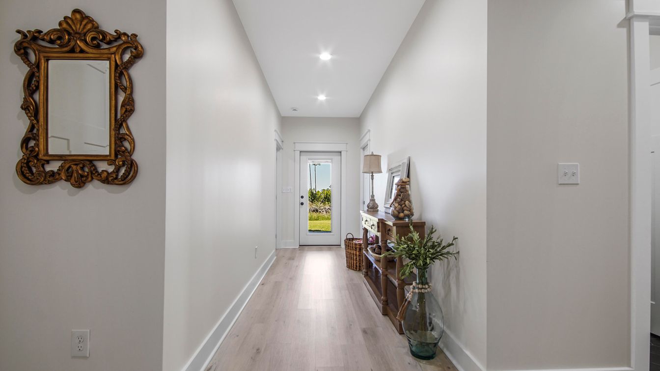Interior, Recessed Lighting, Wood Texture Flooring