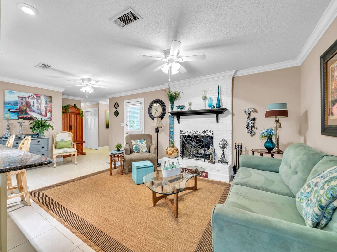 Fireplace, Interior, Living room, Recessed Lighting