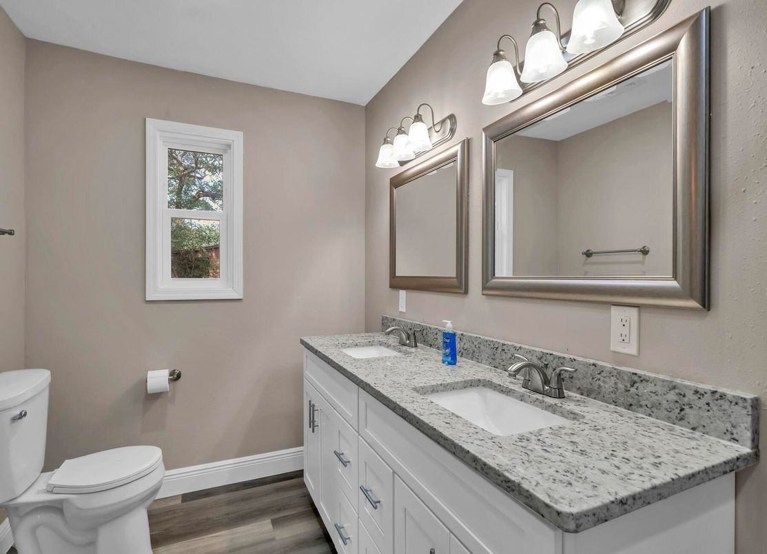 Bathroom, Dual Sink Vanities, Interior, Wood Texture Flooring