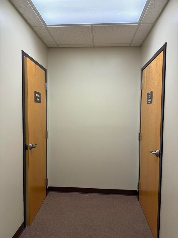 Elevator, Interior